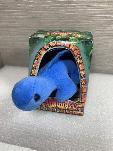 Rare funosaurs cuddle - ***rare***,